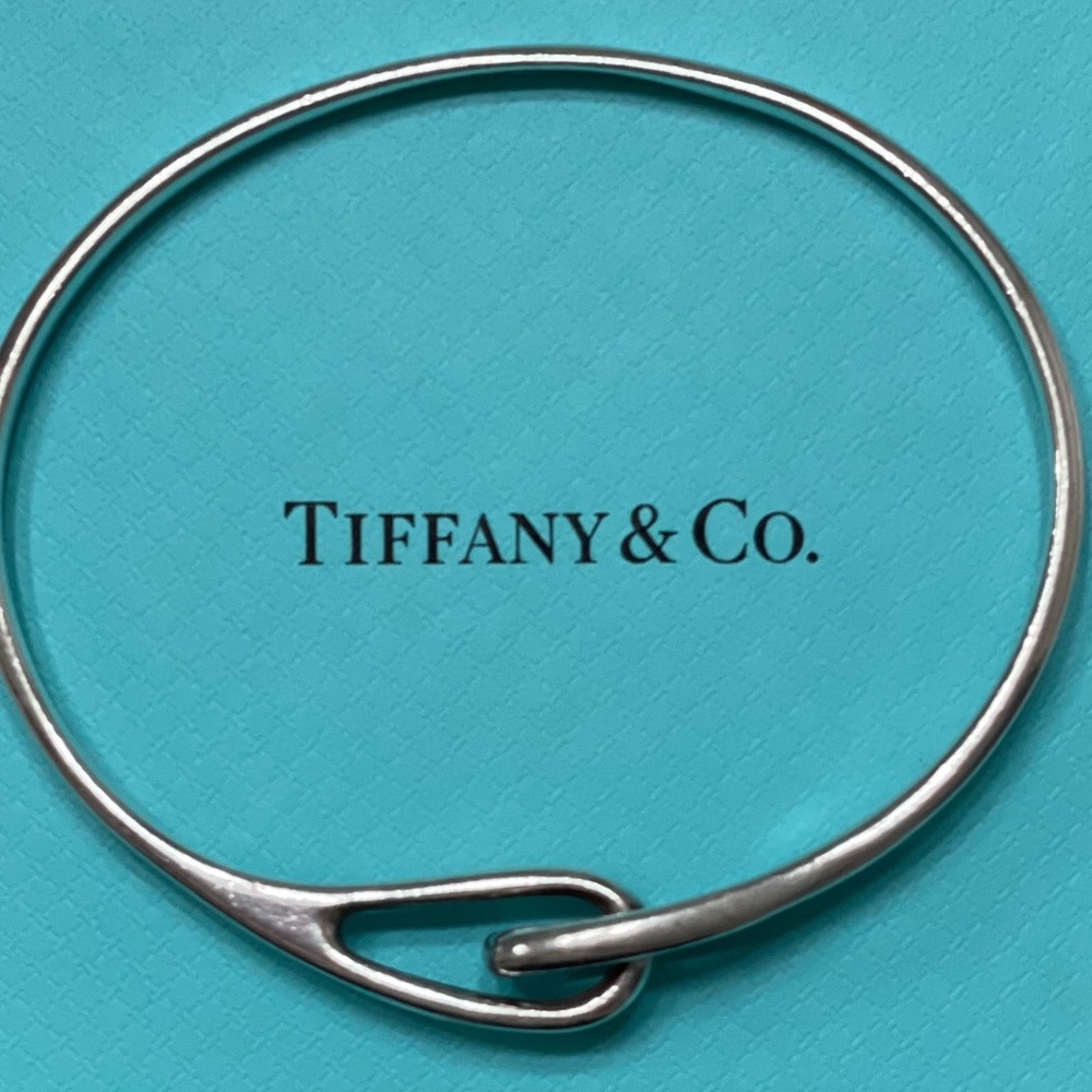 Tiffany & Co Interlocking Infinity Bangle-Retired! - image 4